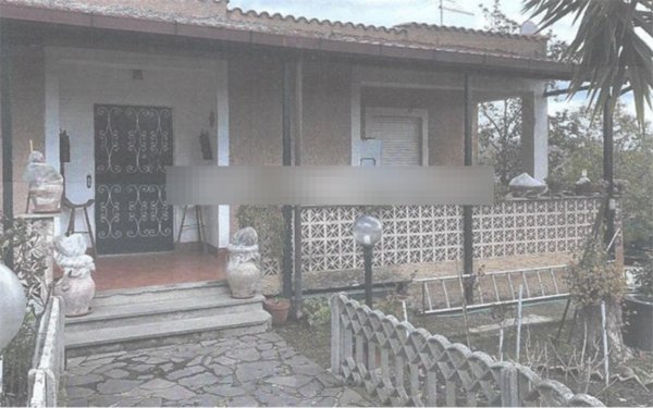 casa indipendente in vendita a Roma in zona Cesano