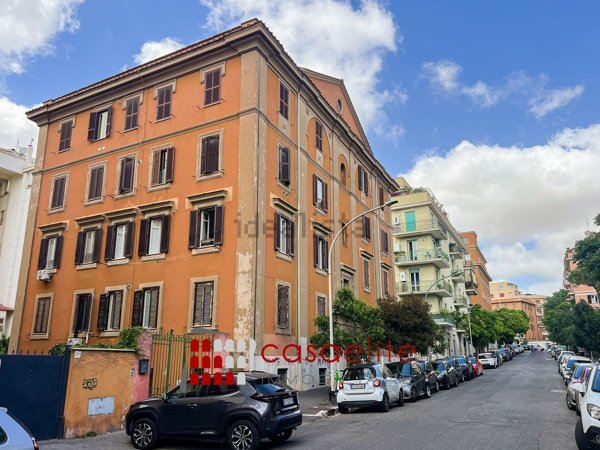 appartamento in vendita a Roma in zona Gianicolense