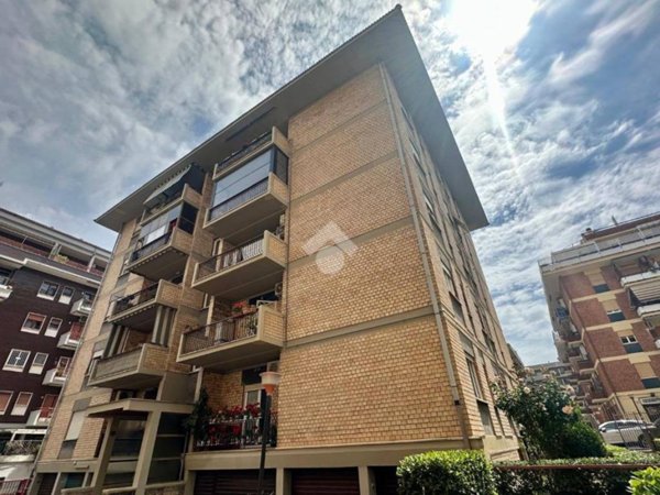 appartamento in vendita a Roma in zona Ostia