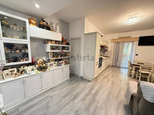 appartamento in vendita a Roma in zona Finocchio