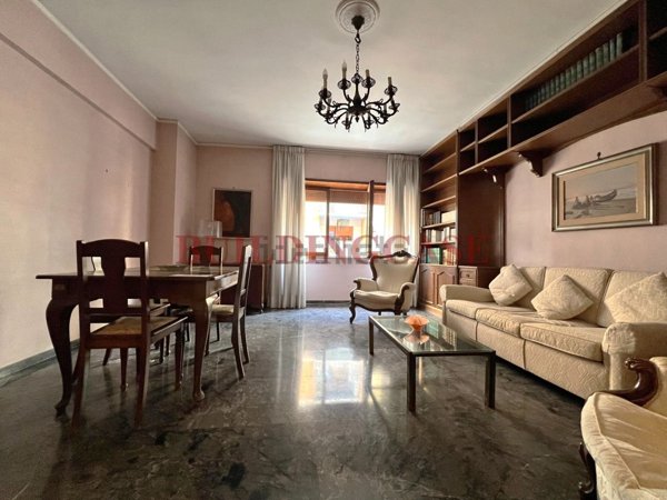 appartamento in vendita a Roma in zona Ardeatino