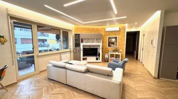 appartamento in vendita a Roma in zona Salario