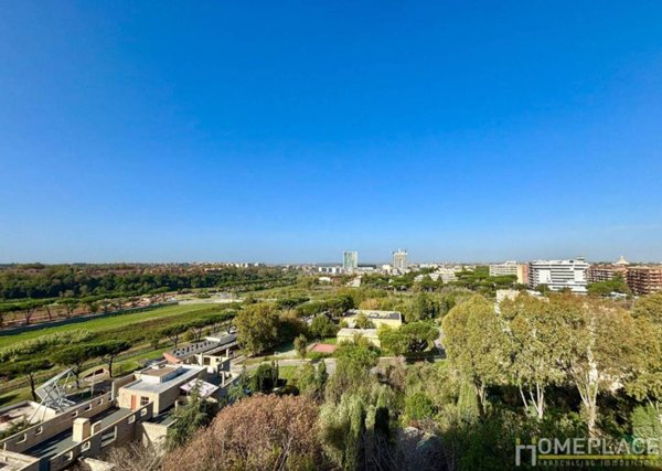 appartamento in vendita a Roma in zona EUR