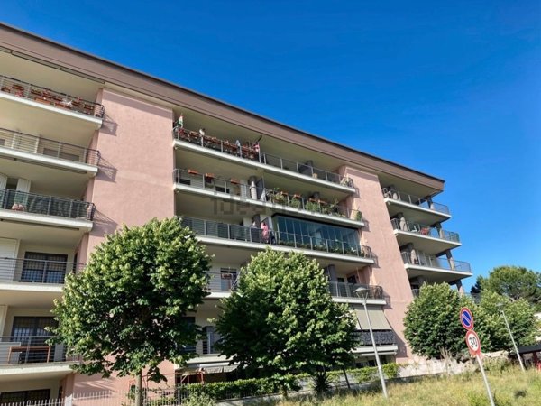 appartamento in vendita a Roma in zona Ponte Mammolo