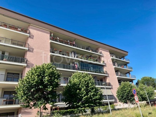 appartamento in vendita a Roma in zona Ponte Mammolo