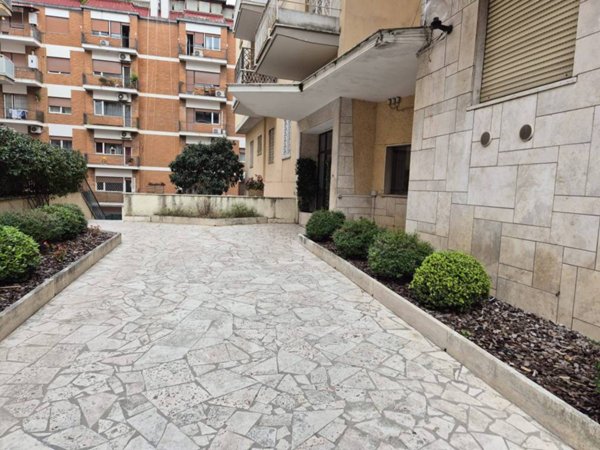 appartamento in vendita a Roma in zona Della Vittoria