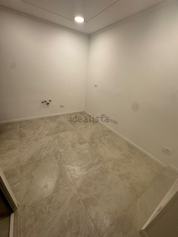 appartamento in vendita a Roma in zona Tor di Quinto