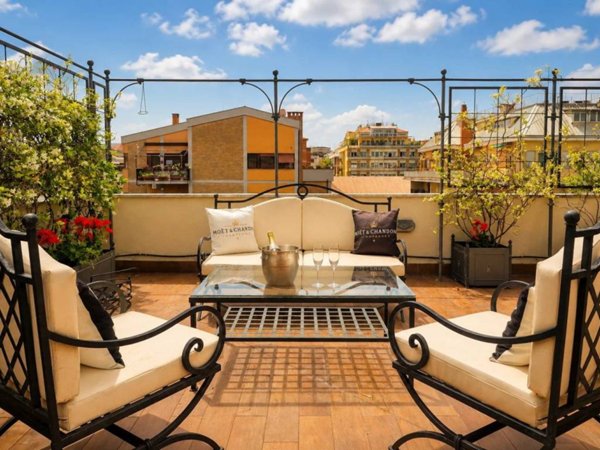 appartamento in vendita a Roma in zona Tor di Quinto