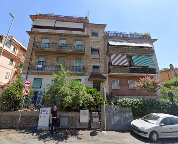 appartamento in vendita a Roma