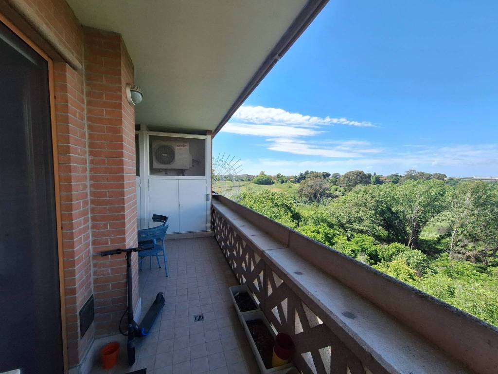 appartamento in vendita a Roma in zona Giardini di Corcolle