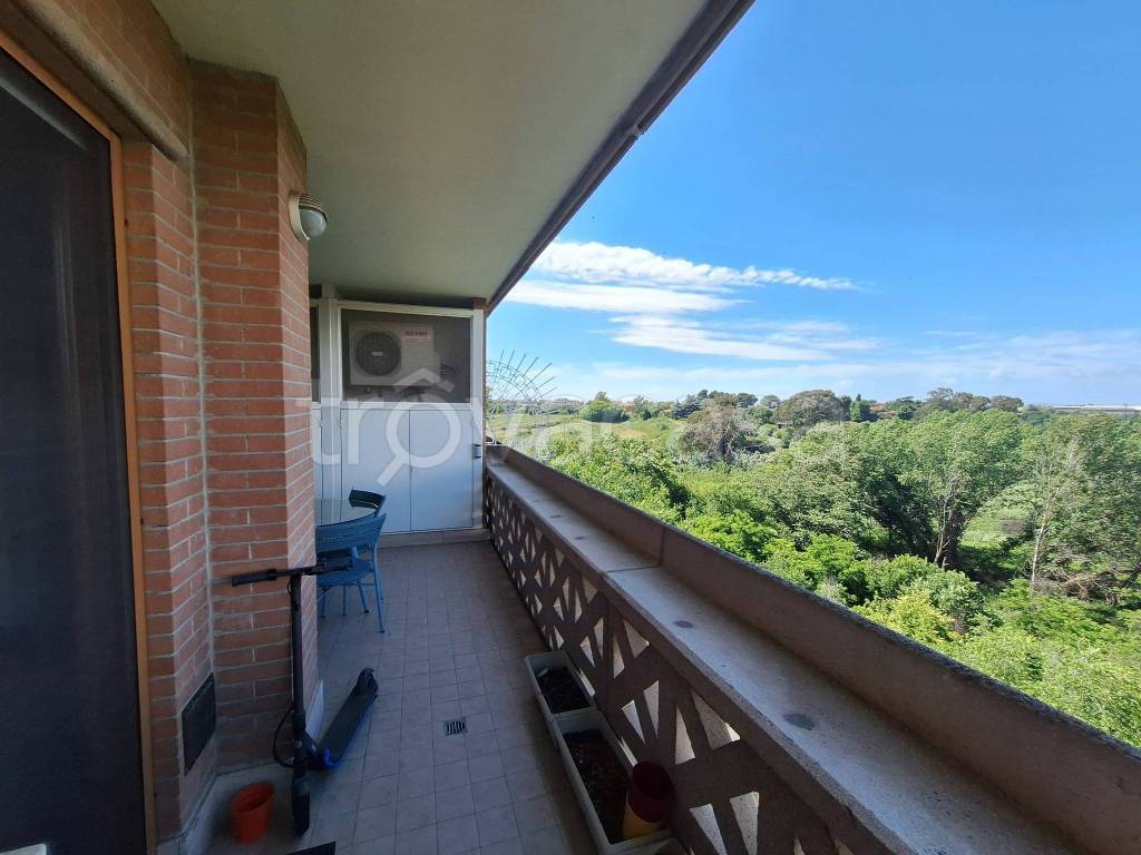 appartamento in vendita a Roma in zona Giardini di Corcolle