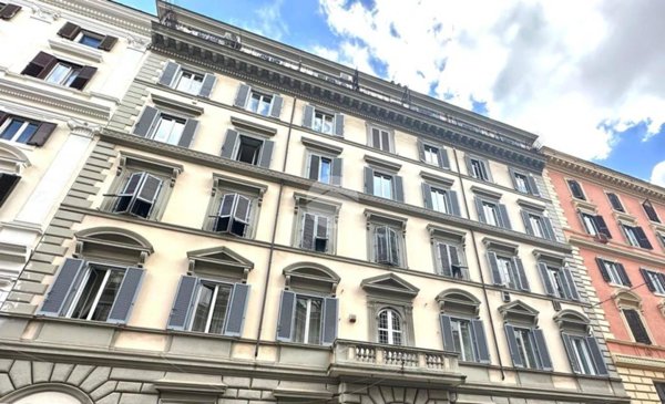 appartamento in vendita a Roma in zona Castro Pretorio