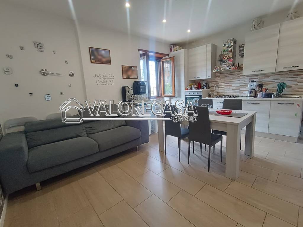 appartamento in vendita a Roma in zona Finocchio
