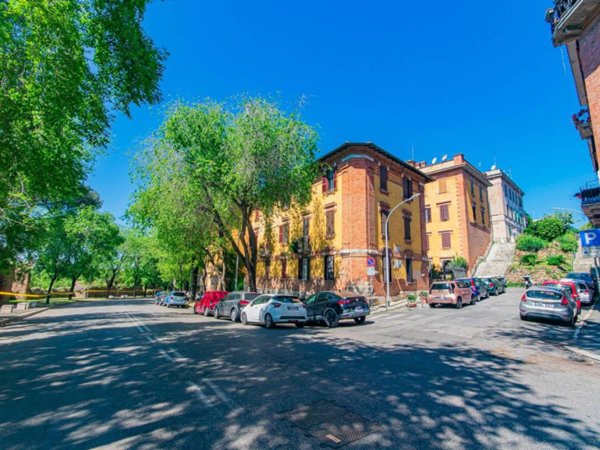 appartamento in vendita a Roma in zona San Saba - Ripa