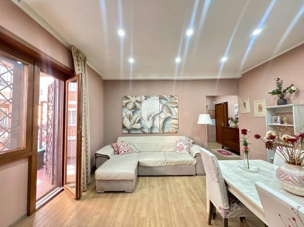 appartamento in vendita a Roma in zona Portuense