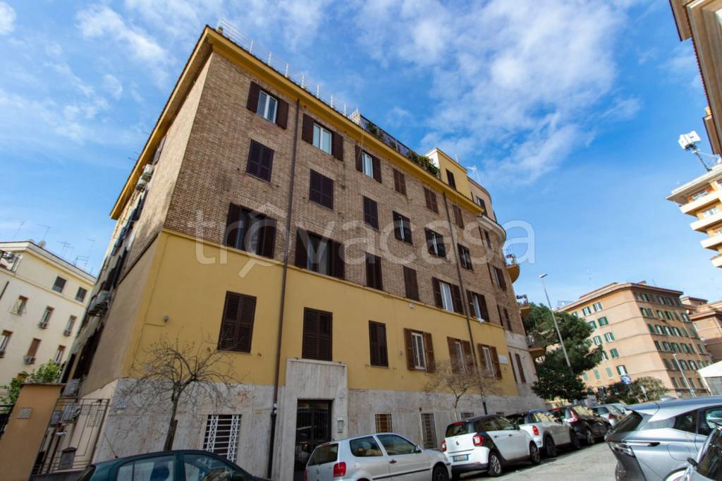 appartamento in vendita a Roma in zona Nomentano