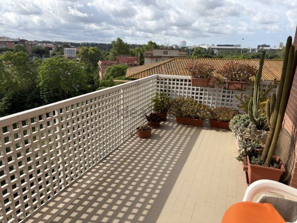 appartamento in vendita a Roma in zona Ostiense