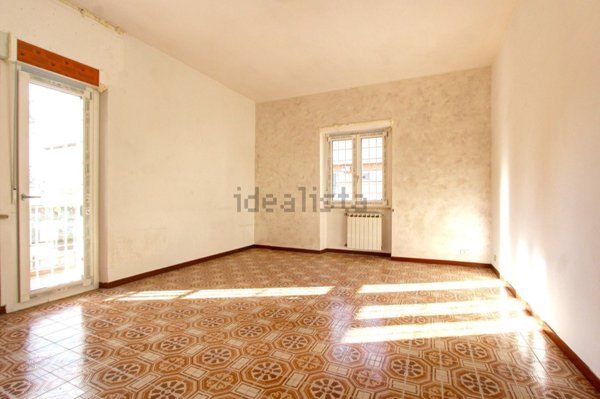 appartamento in vendita a Roma in zona Lunghezza