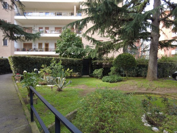 appartamento in vendita a Roma in zona Tor di Valle