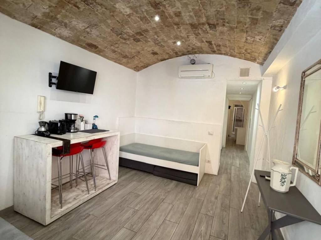 appartamento in vendita a Roma in zona Rione Monti/Campitelli