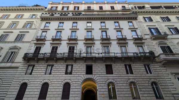 appartamento in vendita a Roma in zona Ludovisi/Sallustiano