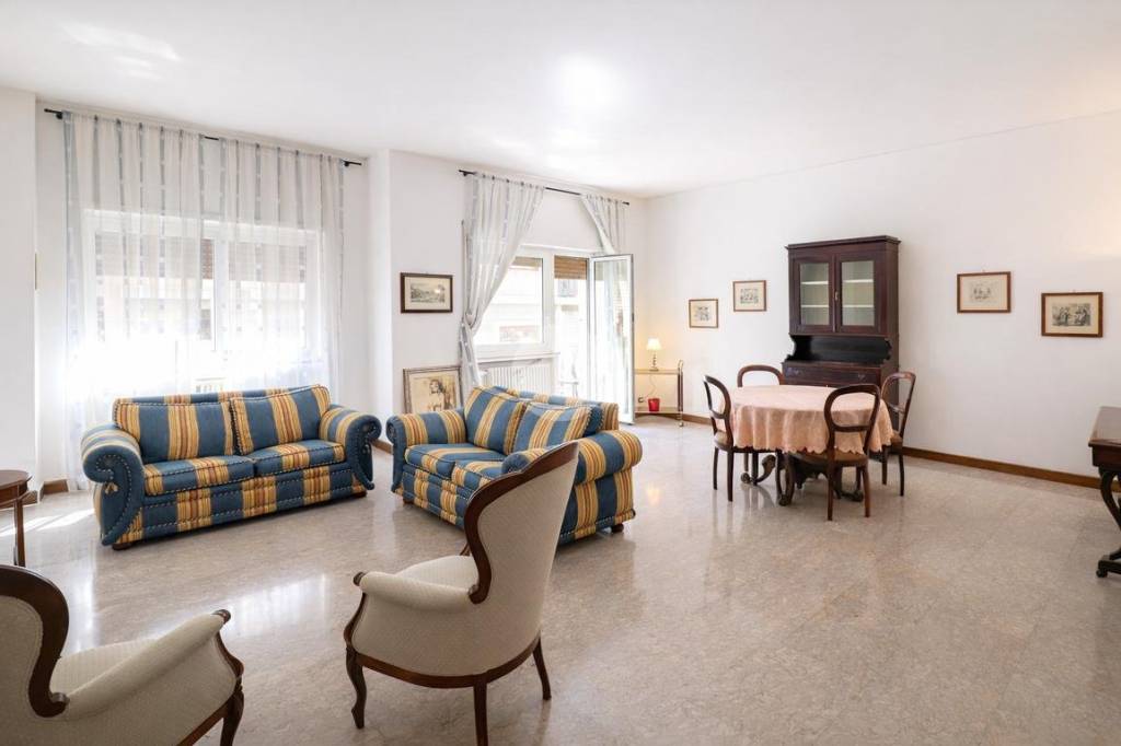 appartamento in vendita a Roma in zona Gianicolense