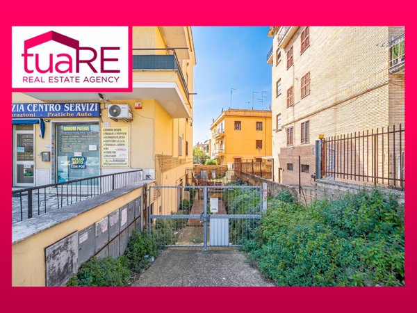 locale di sgombero in vendita a Roma in zona Ponte Mammolo