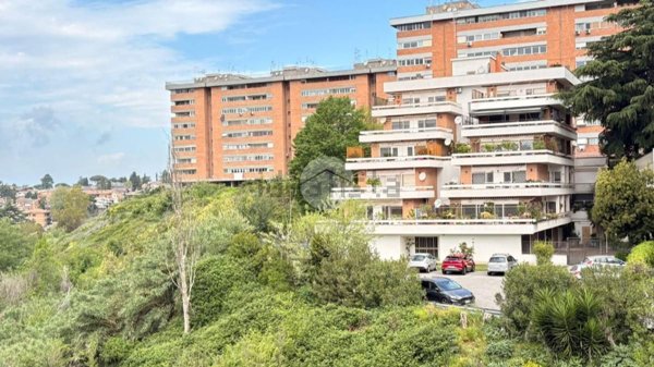 appartamento in vendita a Roma in zona Spinaceto