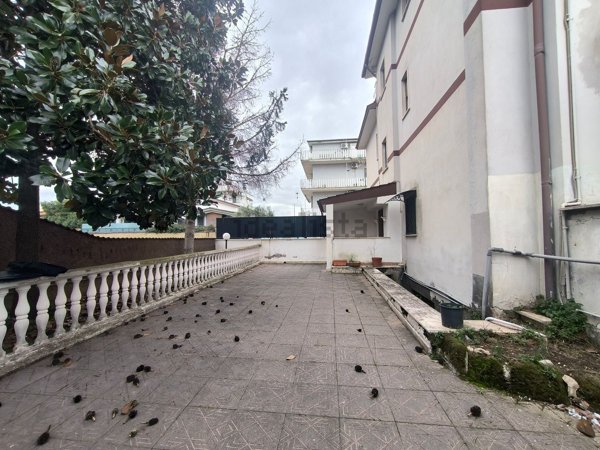 appartamento in vendita a Roma in zona Tor Bella Monaca