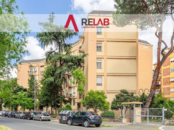 appartamento in vendita a Roma in zona Don Bosco