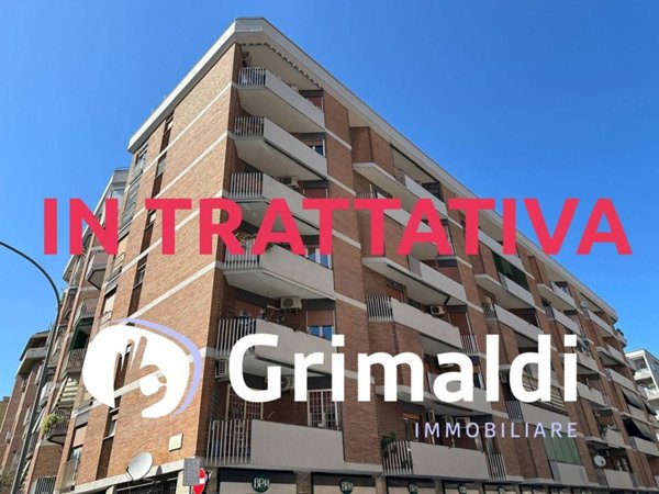 appartamento in vendita a Roma in zona Appio Claudio