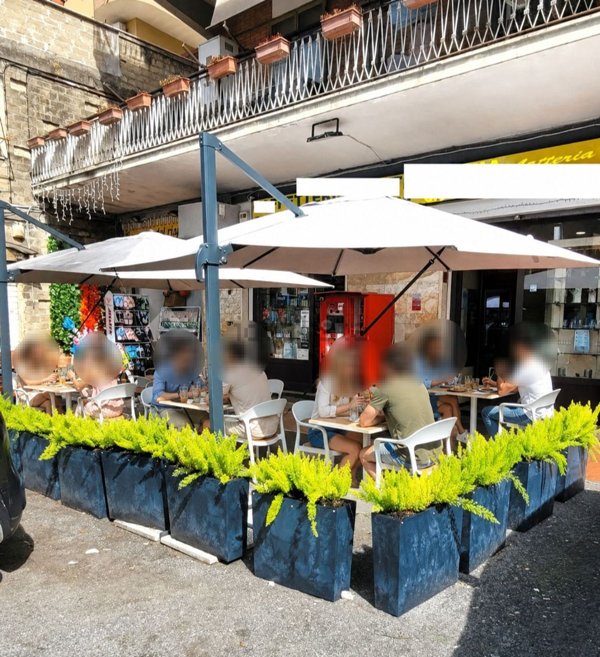 negozio in vendita a Roma in zona Tor di Quinto
