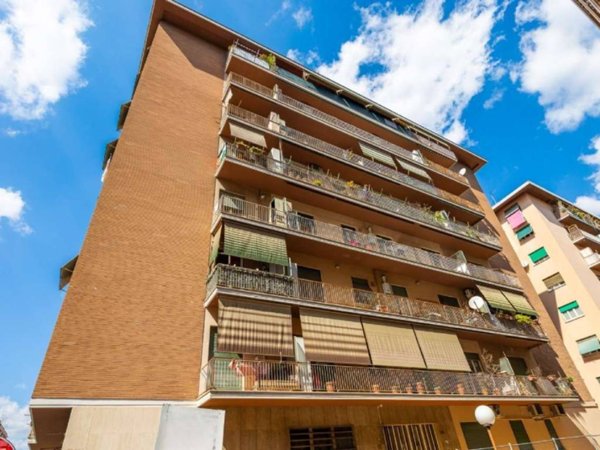 appartamento in vendita a Roma in zona Don Bosco