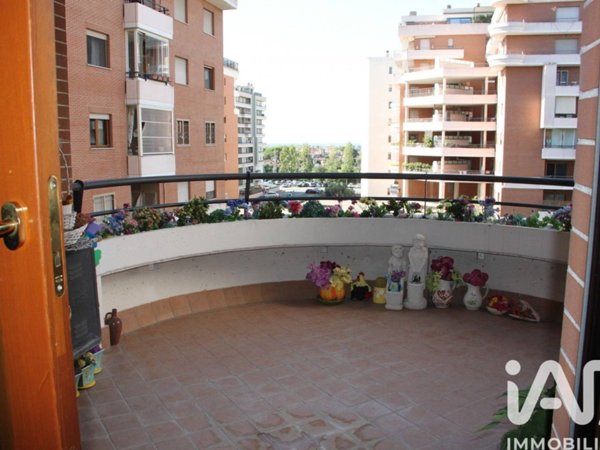 appartamento in vendita a Roma in zona Acilia