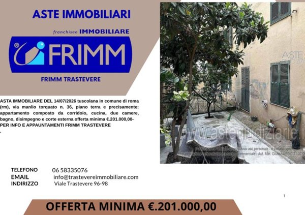 appartamento in vendita a Roma in zona Tuscolano