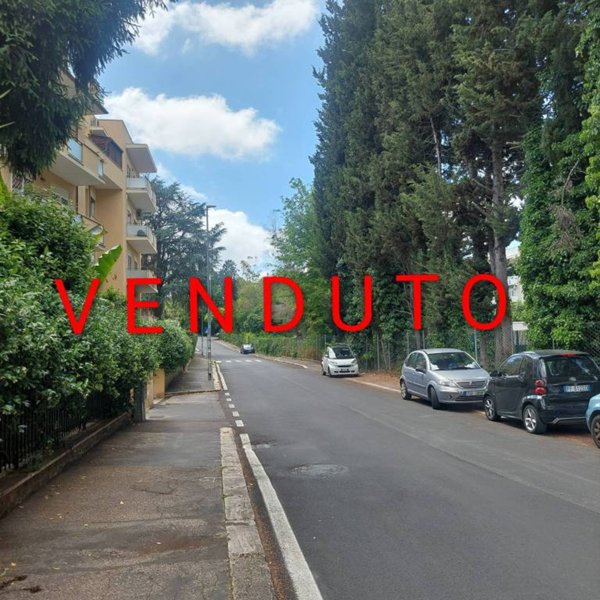 appartamento in vendita a Roma in zona Tor di Quinto
