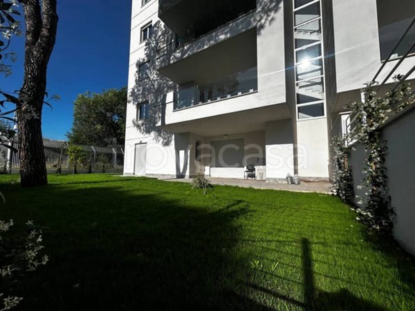 appartamento in vendita a Roma in zona Torre Maura
