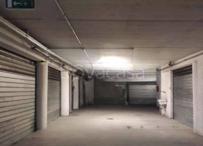 appartamento in vendita a Roma in zona Tuscolano