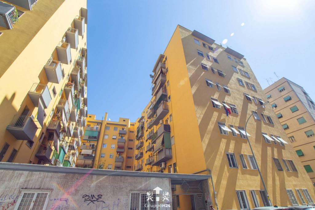appartamento in vendita a Roma in zona Appio Claudio