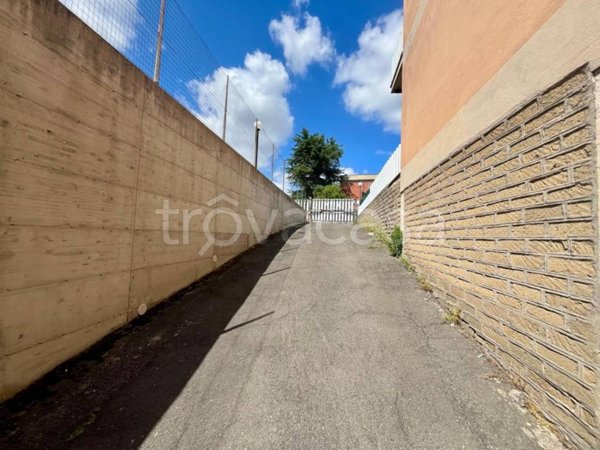 locale di sgombero in vendita a Roma