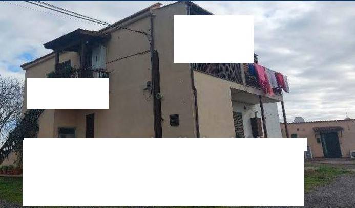 appartamento in vendita a Roma in zona Pantan Monastero
