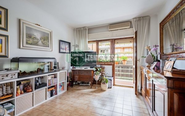 appartamento in vendita a Roma in zona Giuliano Dalmata