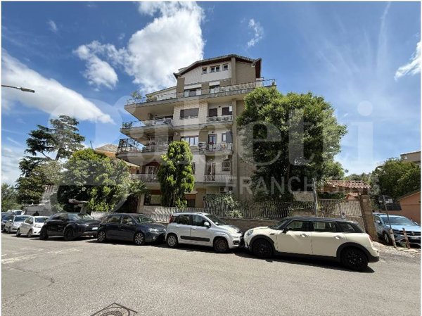 appartamento in vendita a Roma in zona Tor di Quinto