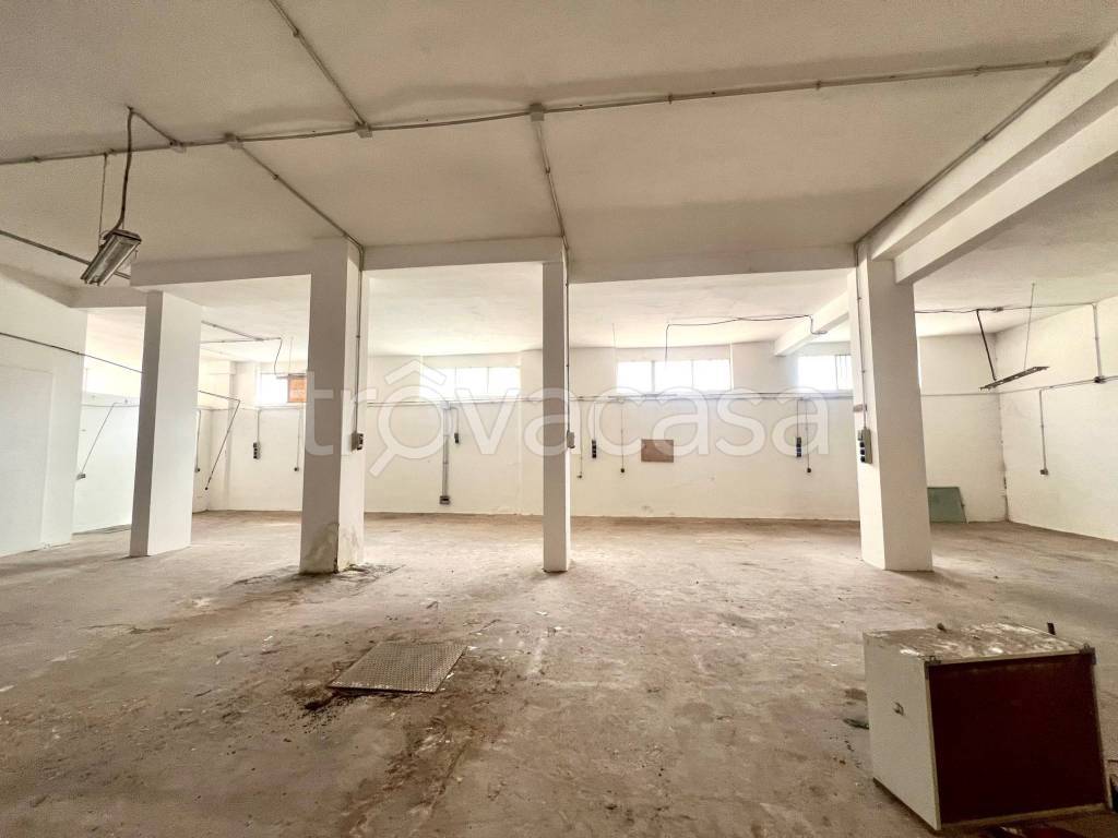 negozio in vendita a Roma in zona Gianicolense