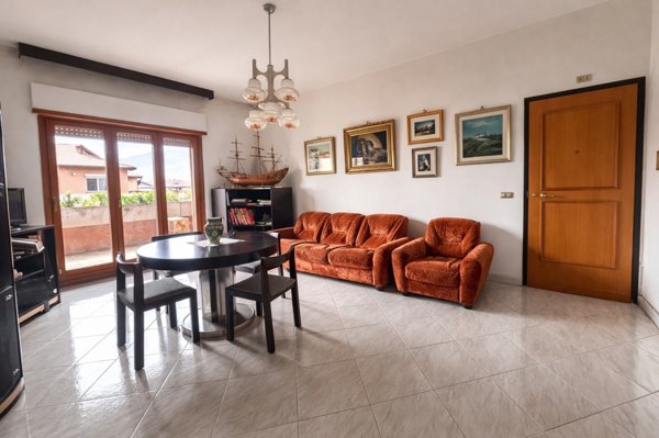 appartamento in vendita a Roma in zona Acilia