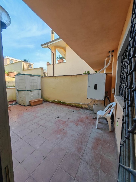 casa indipendente in vendita a Roma in zona Infernetto