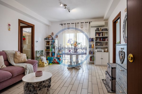 appartamento in vendita a Roma in zona Acilia