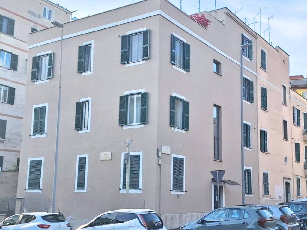 appartamento in vendita a Roma in zona Prenestino-Centocelle