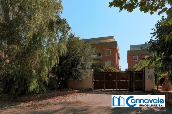 casa semindipendente in vendita a Roma in zona Acilia