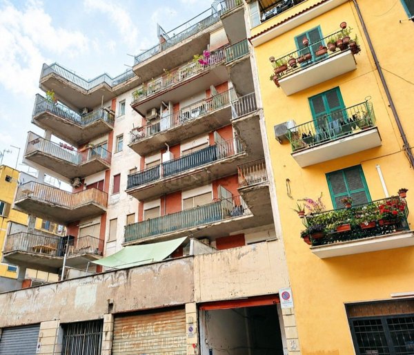 appartamento in vendita a Roma in zona Tuscolano
